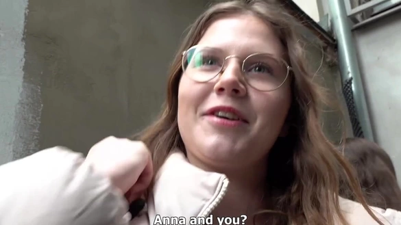 Girls, Who Wants Quick Cash For Hot Sex On Camera?