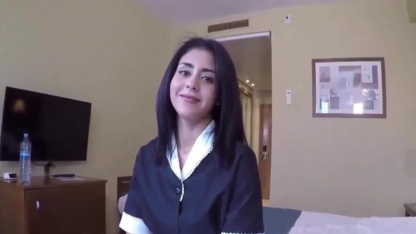 I Convinced The Cute Hotel Maid To Fuck Me Hard