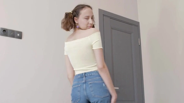 Russian Babe Begged For Anal Creampie And Got It Deep!