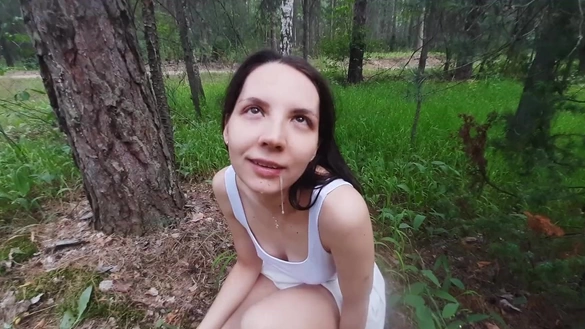I Fucked My Friend In The Park And Filled Her Mouth With Cum!