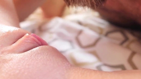 Close-Up Juicy Pussy Licking On My Girlfriend!