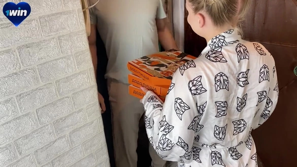 Invited The Delivery Guy In For A Quick Hard Fuck