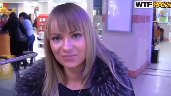Russian Guys Lure Hot Girls Into Public Toilets For Sex