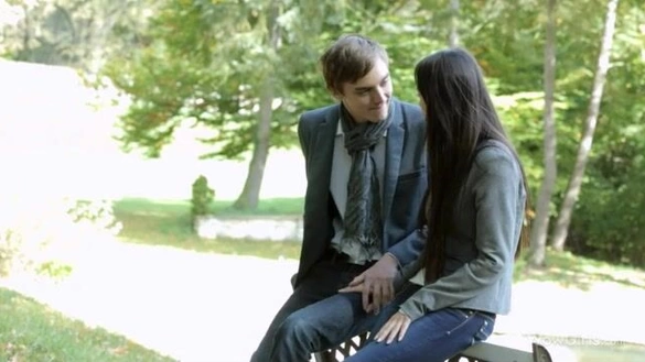 Passionate Lovers Kiss In Park Before Hot Home Fuck!